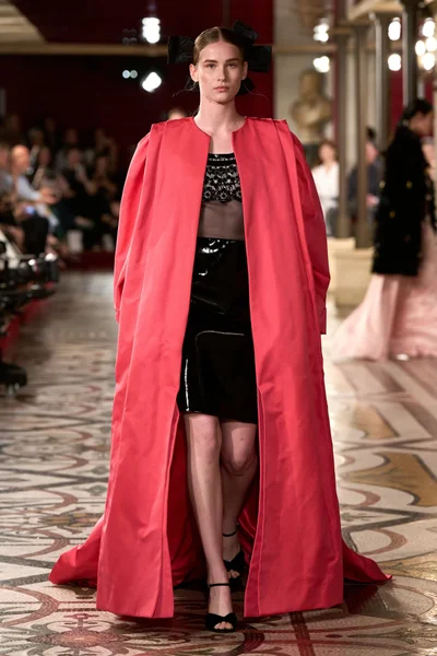 Look 33